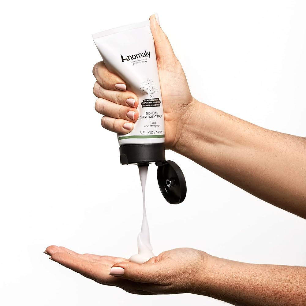 Anomaly bond treatment mask- by priyanka chopra