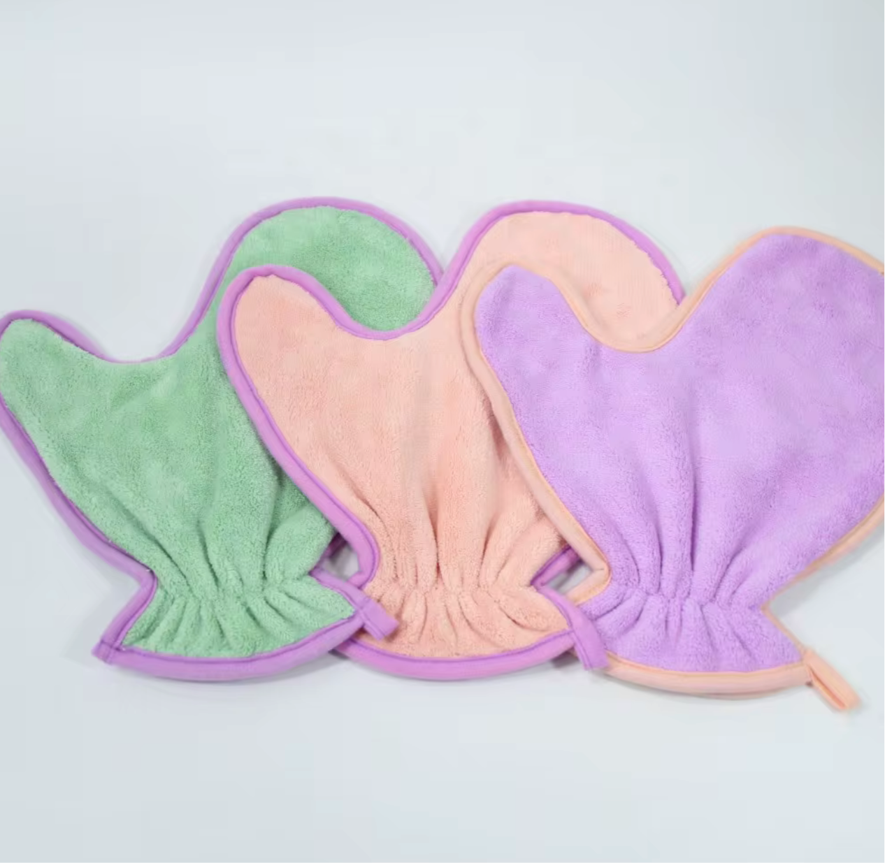 Microfiber scrunching hand towel