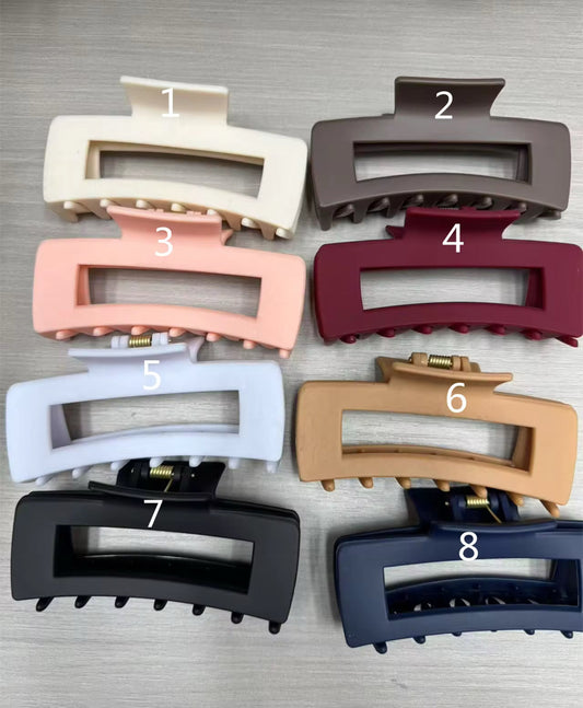 Flexible hair clip by flip clip