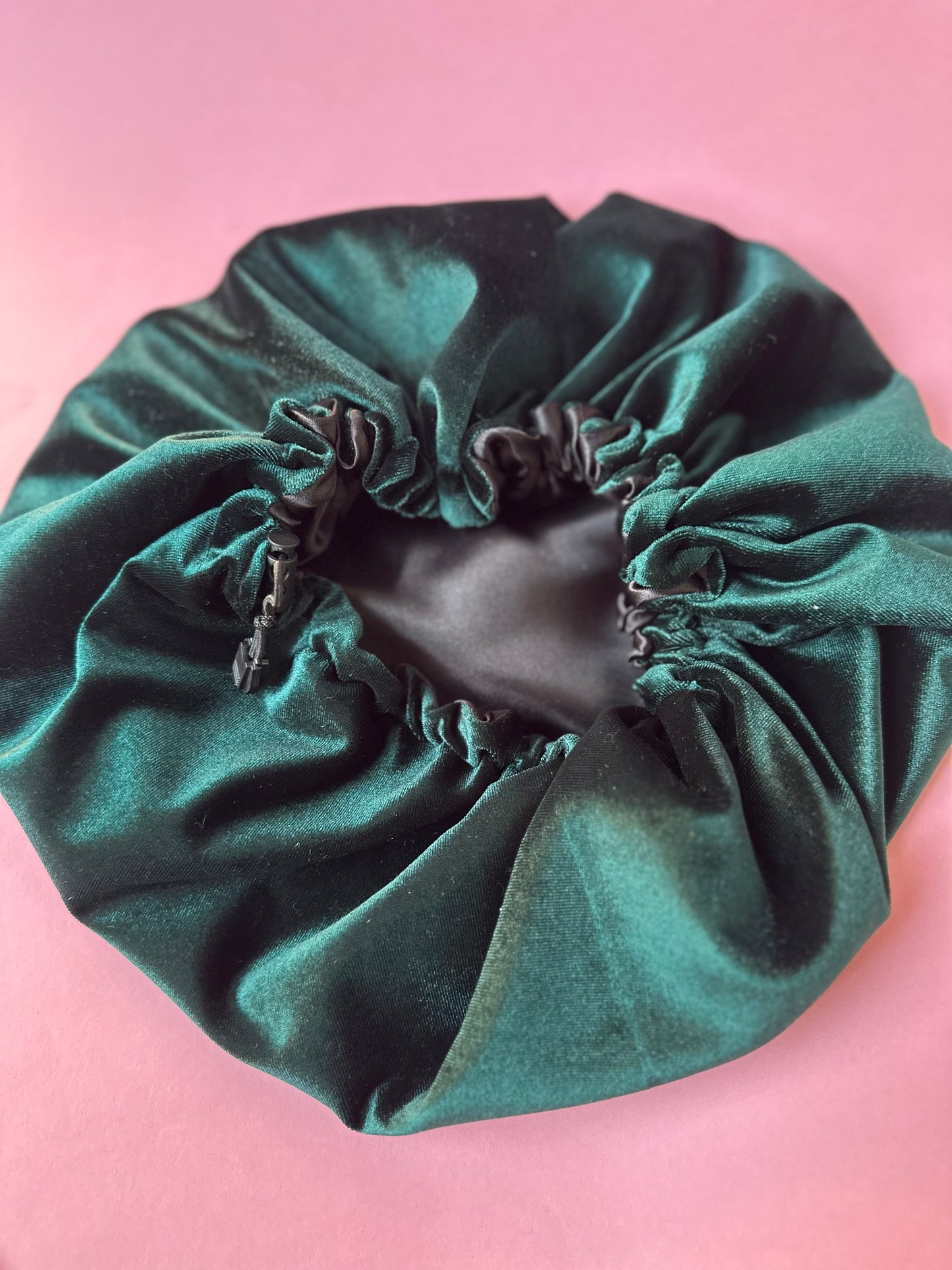 Satin X velvet bonnet