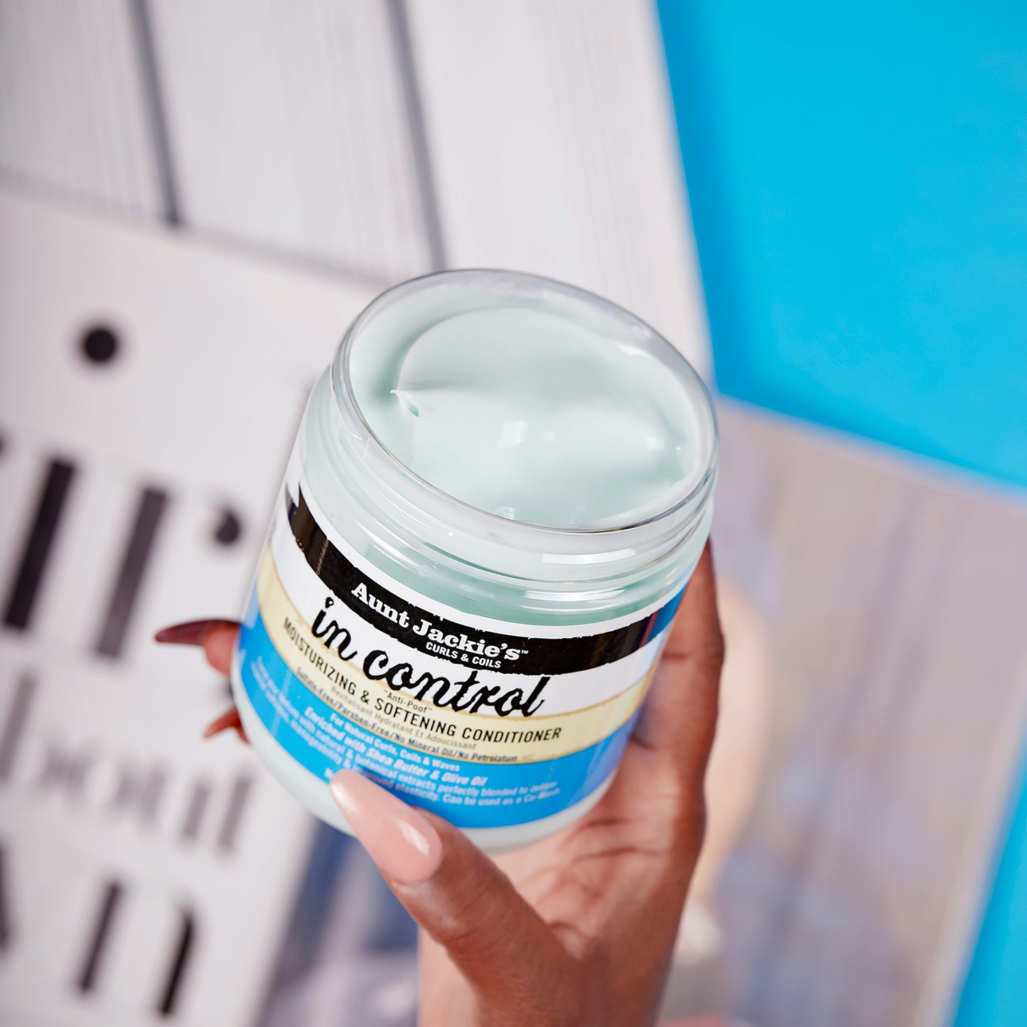 Aunt Jackies In Control "Anti-Poof" Moisturizing & Softening 3in1 conditioner