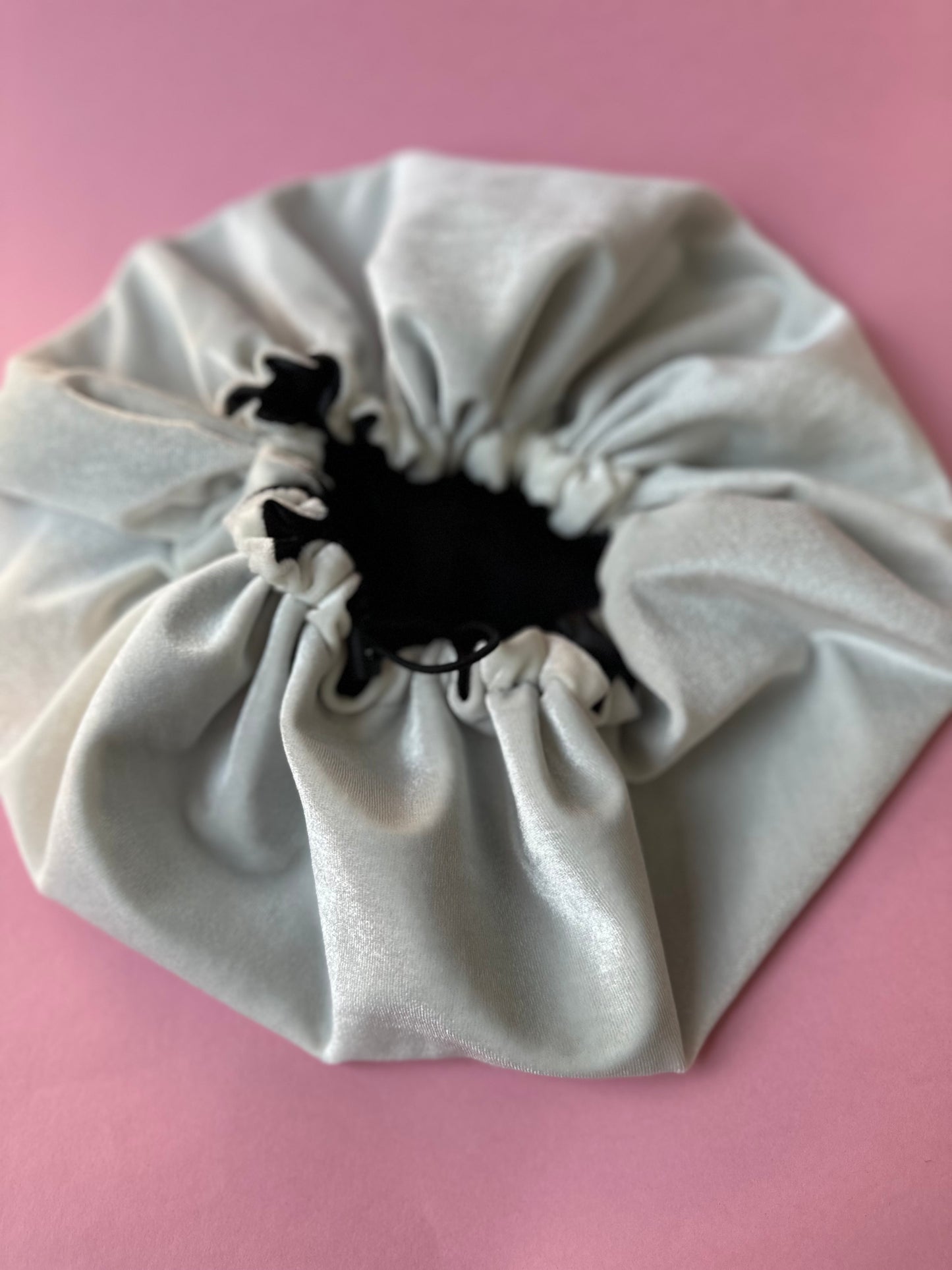 Satin X velvet bonnet