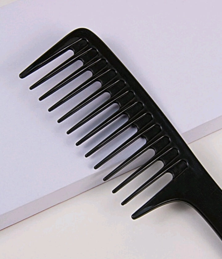 Large wide teeth comb