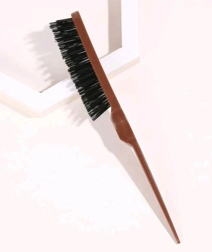 Teasing brush
